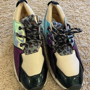 Madden Girl Tennis Shoes